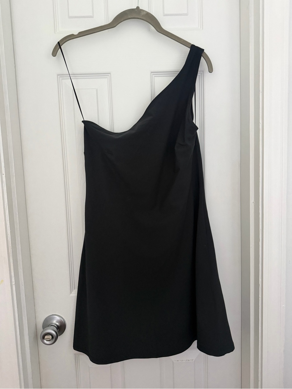 Abercrombie & Fitch One-Shoulder Black Cocktail Dress